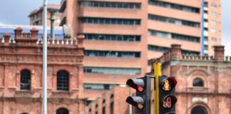 Semáforo inteligente en Bogotá