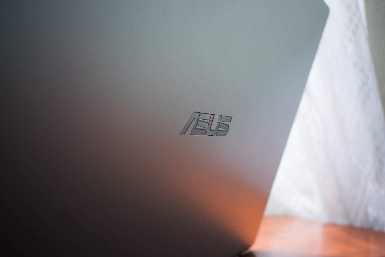 Asus VivoBook 15