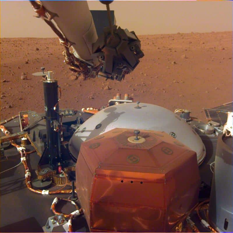 Selfie de InSight en Marte