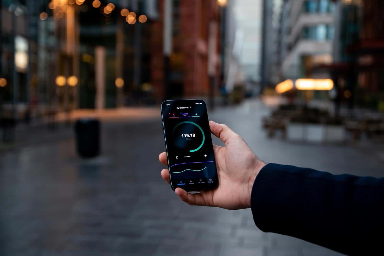 Tigo salta de la cola a la cabeza en la competencia por la experiencia móvil, según OpenSignal