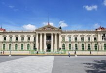 el salvador bitcoin palacio nacional cover