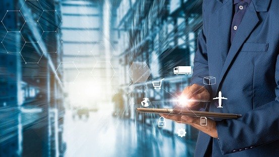 El sector logístico mueve al mundo: 5 tendencias disruptivas para 2022 - imagen relacionada