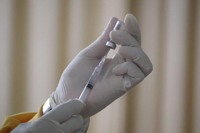 Ciencia-Invima-antiviral-vacuna-china-covid-19