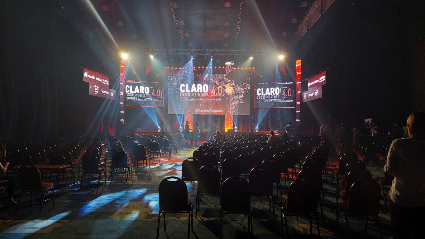 claro tech summit 2022 cover