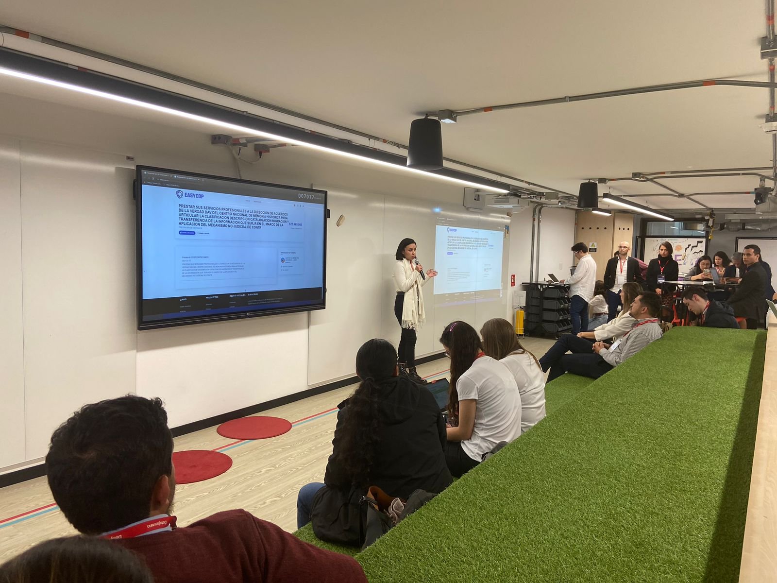 DataJam 2022 premia 6 proyectos anticorrupción