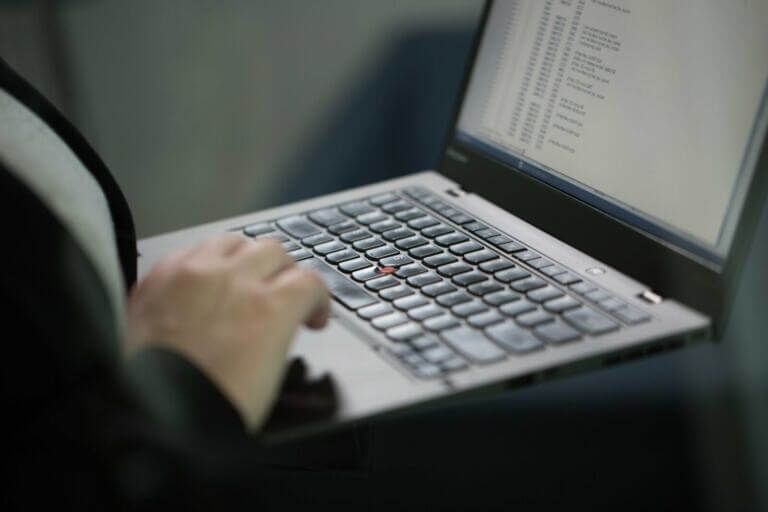 En 2023 las plataformas colaborativas impulsarán la banca abierta, según Red Hat
