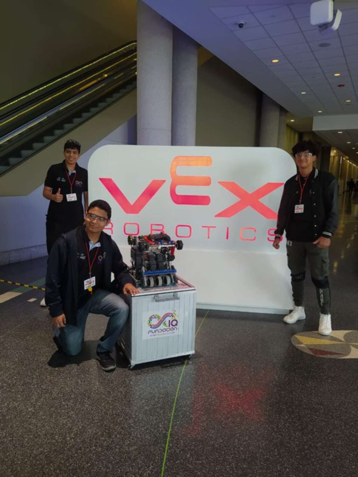 Colombianos en VEX-Robotics