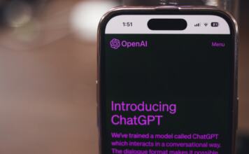ChatGPT llevó a los teléfonos el poder de la Inteligencia Artificial.