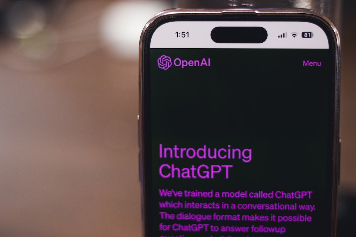 ChatGPT llevó a los teléfonos el poder de la Inteligencia Artificial.