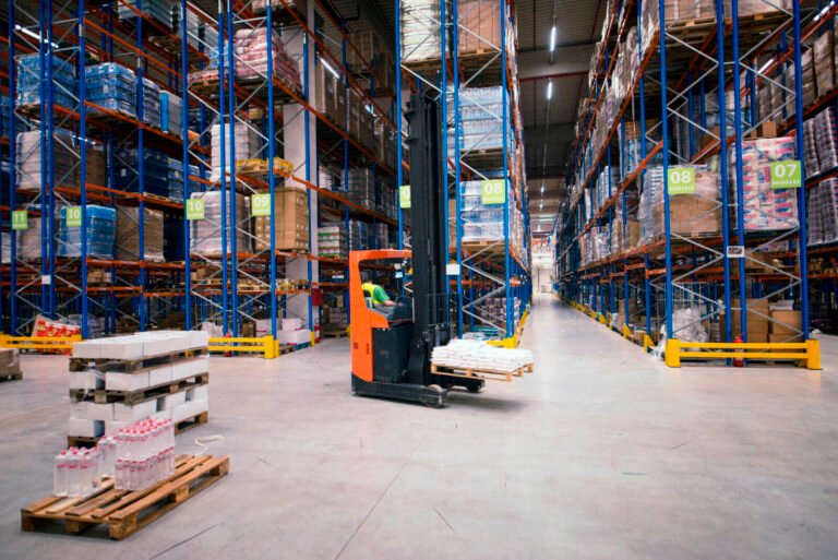 Almacenamiento Robotizado (ASRS): Eficiencia e innovación en la logística colombiana