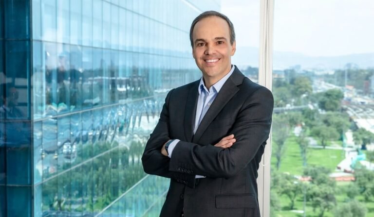 Claro lleva Internet satelital a zonas remotas de Colombia con Starlink