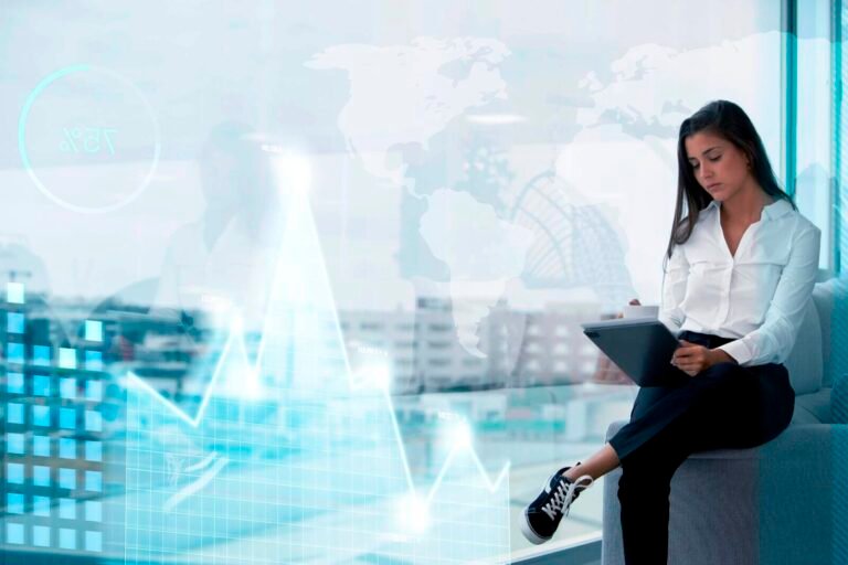 El 53 % de las empresas colombianas ya integra agentes de Inteligencia Artificial en sus operaciones