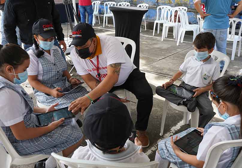 Escuelas Conectadas Claro por Colombia