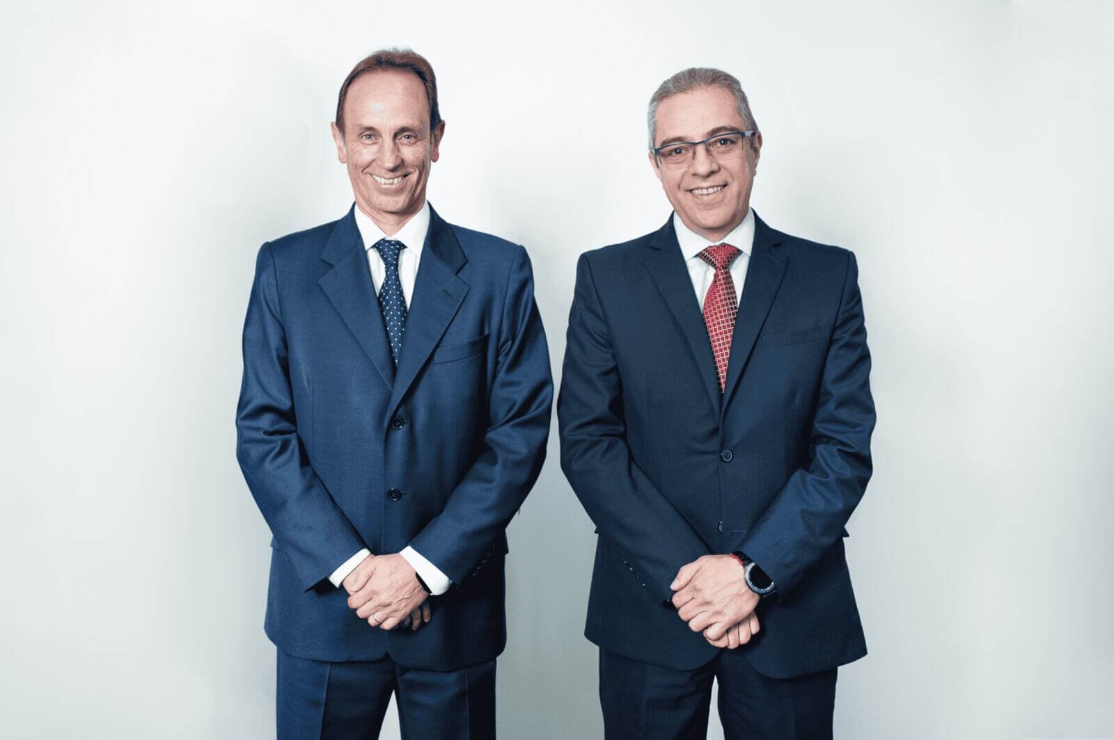 Gustavo Vega Presidente de ACH Colombia y Luis Alberto Fernandez Pulido Vicepresidente de Operaciones y Tecnologia