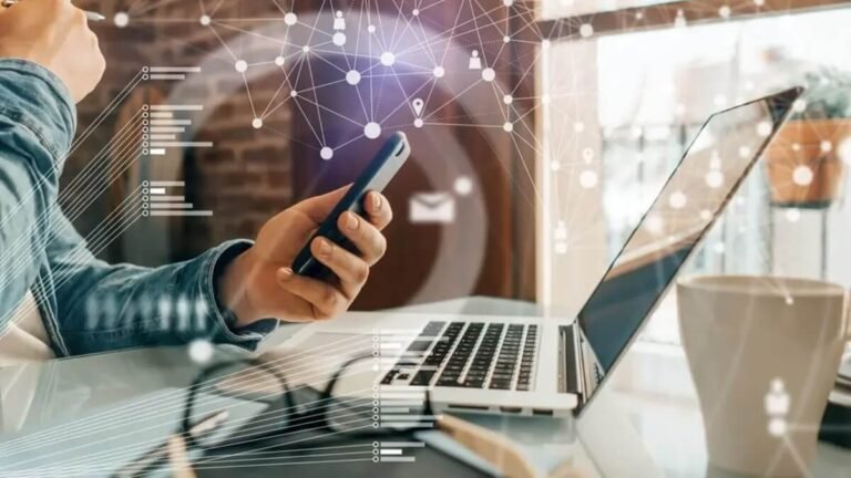 Meta del 85% de los colombianos conectados: espejismo digital del Gobierno