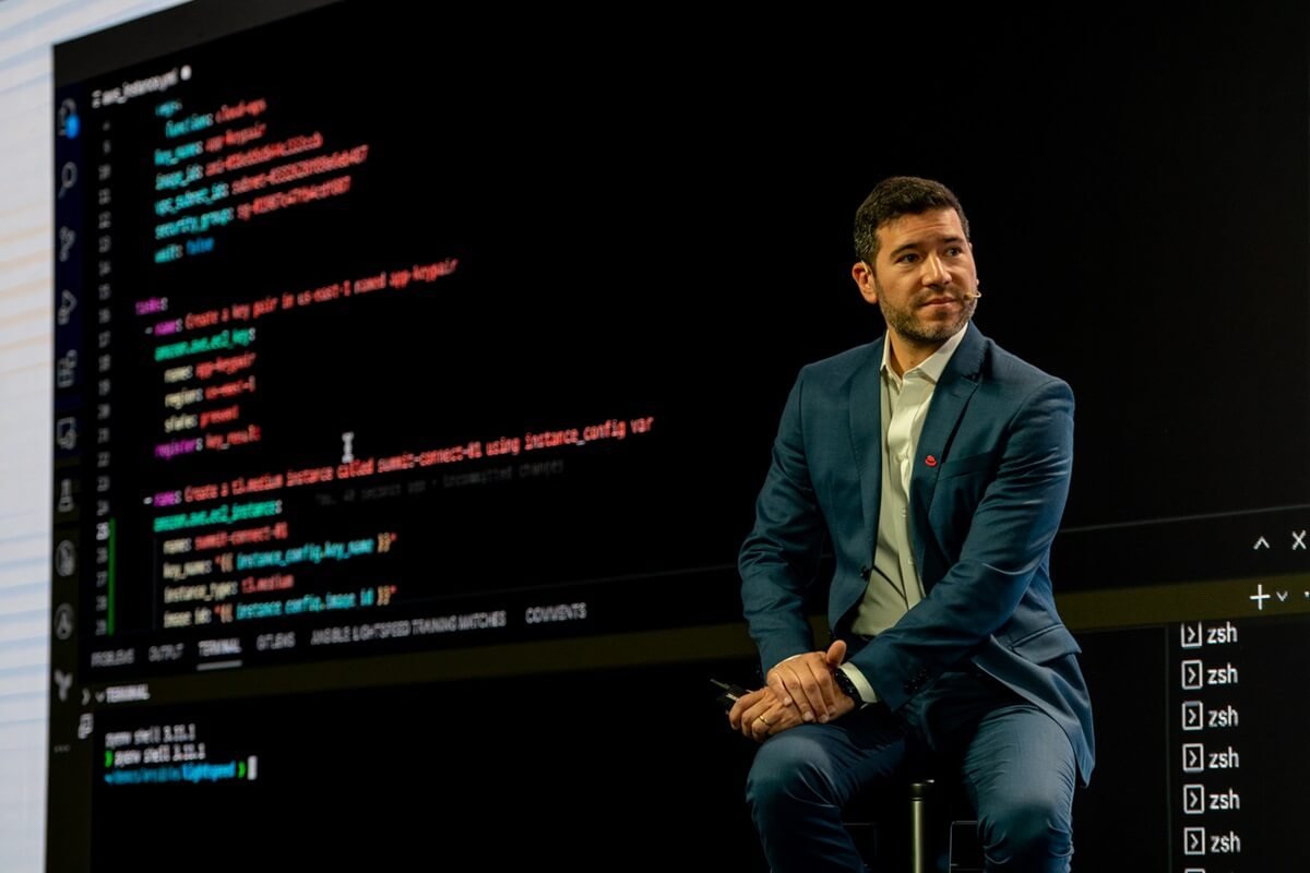 Thiago Araki Director Senior de tecnologia para Latinoamerica en Red Hat