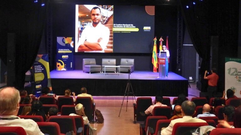 Los desafíos de la Inteligencia Artificial en la educación de Colombia