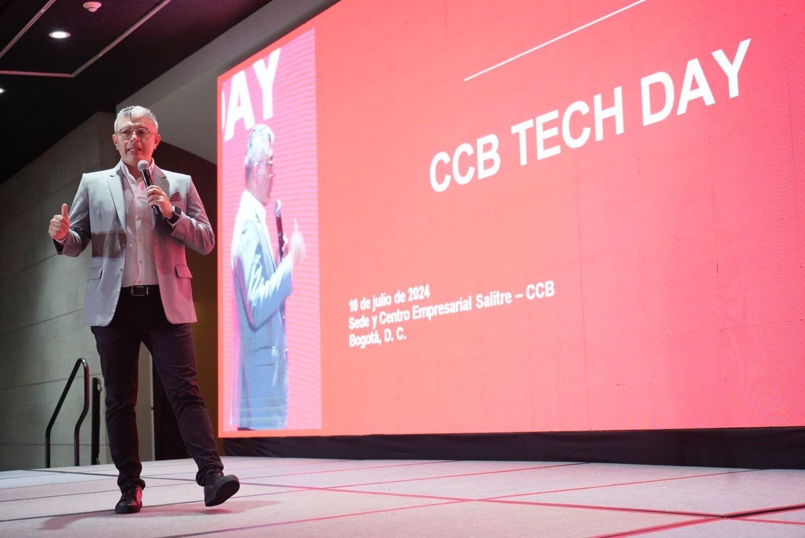 jhonatan ardila vicepresidente de tecnologia ccb en el techday