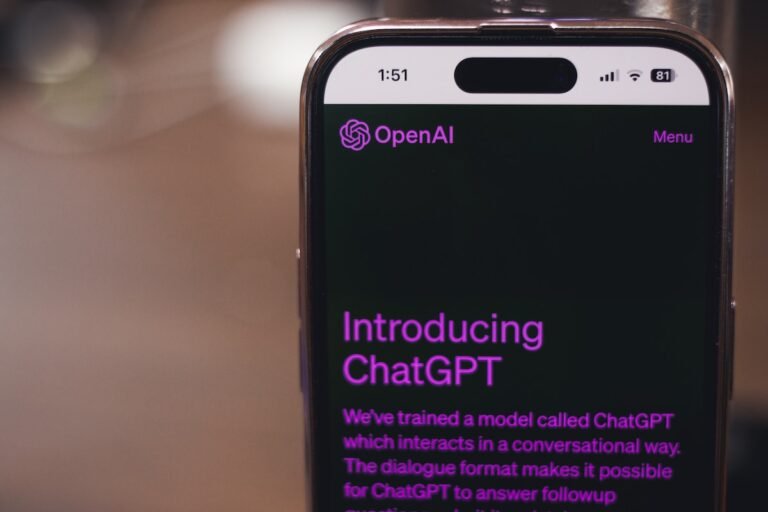 ChatGPT: planes, usos, retos y evaluación de confianza en sus respuestas