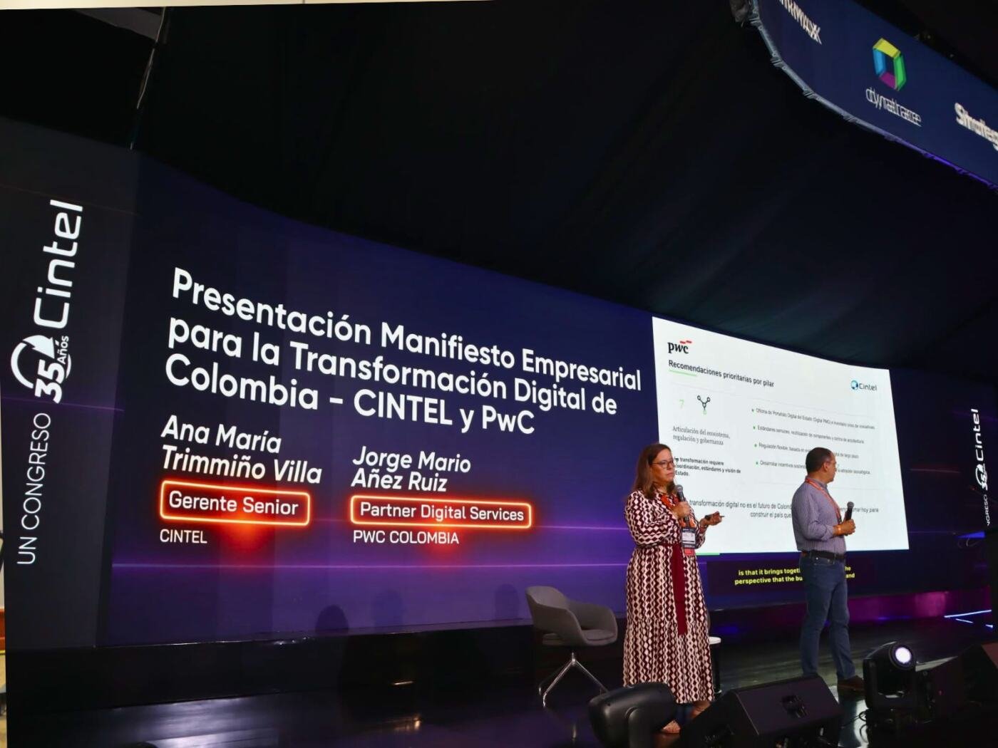 Ana María Trimiño, de Cintel, y Jorge Mario Mañez, de PwC Colombia, presentan el manifiesto de Transformación Digital